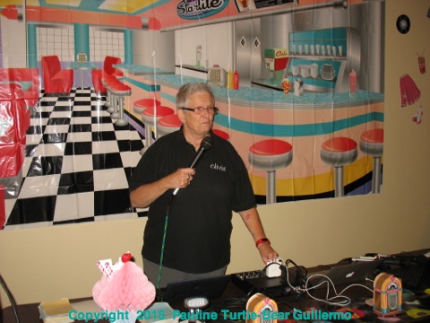 Full Size Image = 822 K